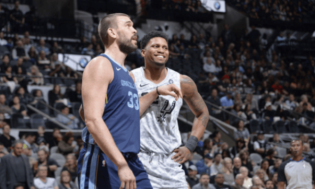 是展现出极 是展现出极